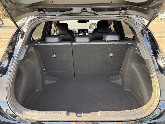 TOYOTA豐田 COROLLA SPORT  第19張相片
