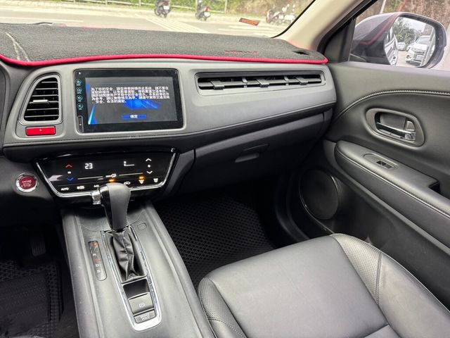 HONDA本田 HR-V  第15張相片