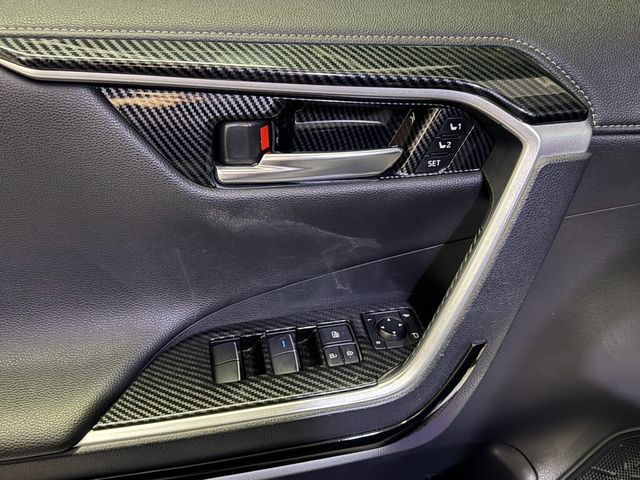 TOYOTA豐田 RAV4  第16張相片