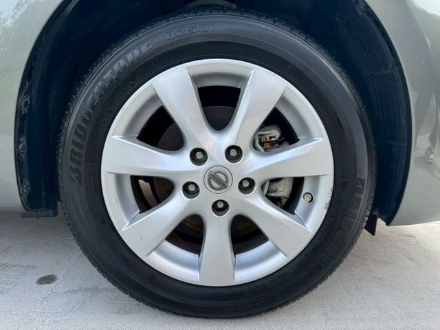 NISSAN日產 TIIDA  第17張相片