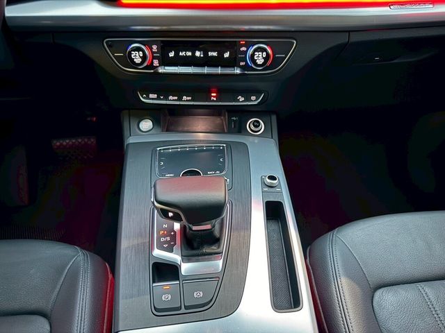 AUDI奧迪 Q5  第12張相片