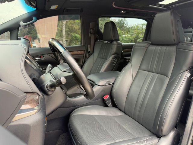 TOYOTA豐田 ALPHARD  第12張相片