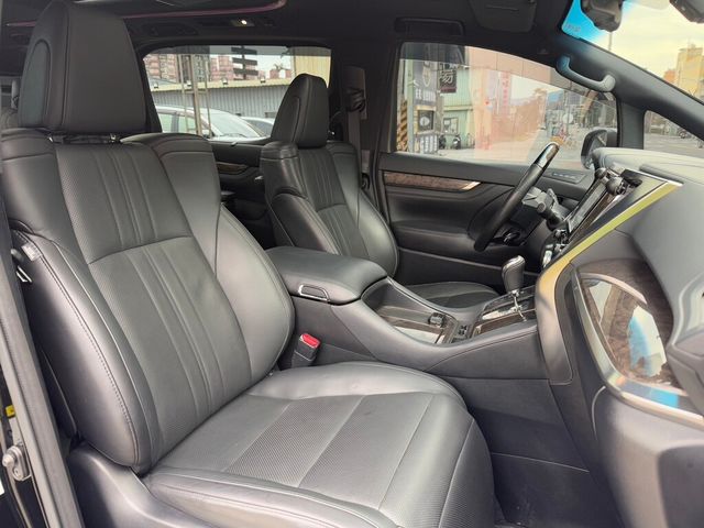 TOYOTA豐田 ALPHARD  第13張相片