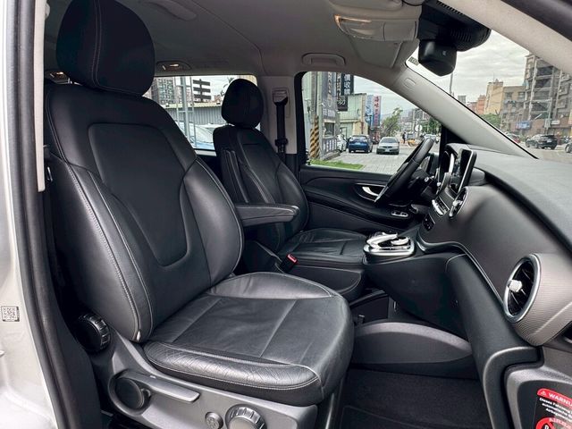 M-BENZ賓士 V250 D  第13張相片