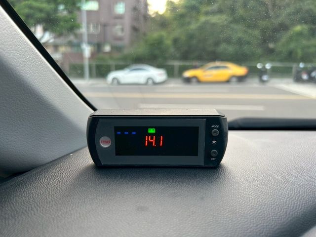 MITSUBISHI三菱 COLT PLUS  第13張相片
