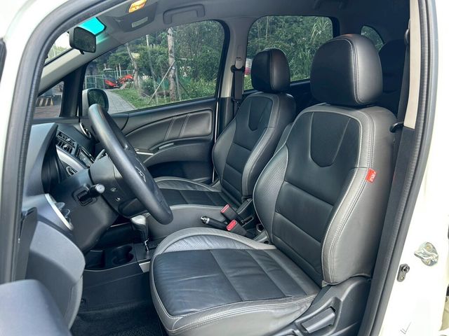 MITSUBISHI三菱 COLT PLUS  第14張相片