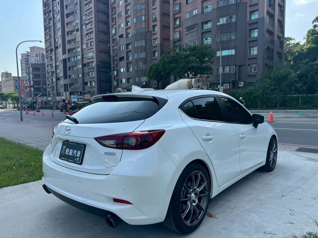MAZDA馬自達 MAZDA 3  第3張相片