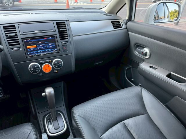 NISSAN日產 TIIDA  第8張相片