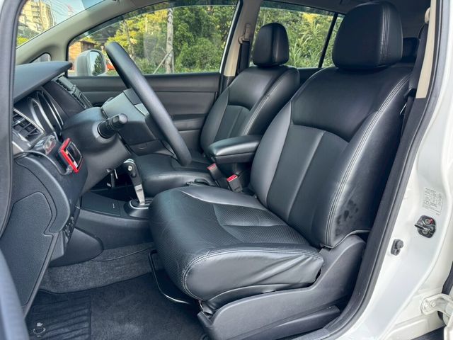 NISSAN日產 TIIDA  第12張相片