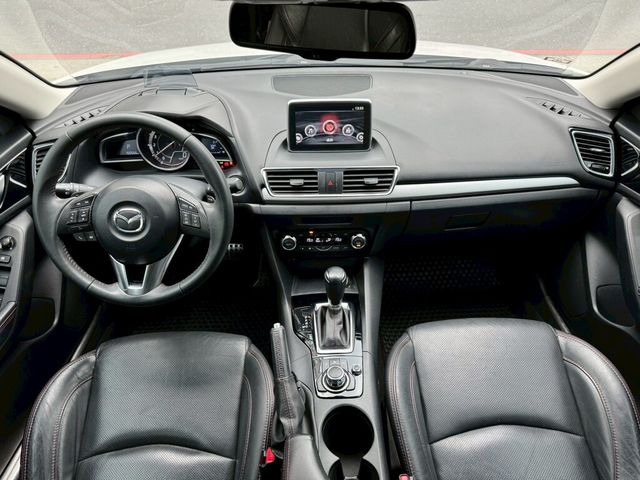 MAZDA馬自達 MAZDA 3  第5張相片