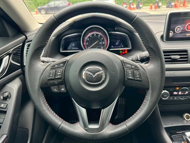 MAZDA馬自達 MAZDA 3  第6張相片