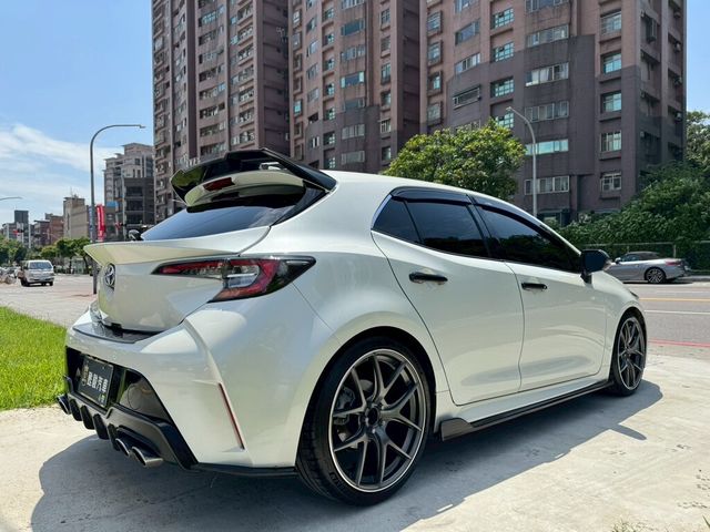 TOYOTA豐田 AURIS  第3張相片