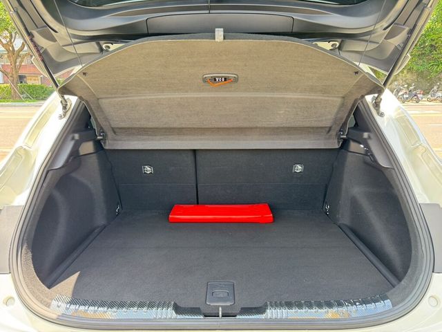 TOYOTA豐田 AURIS  第20張相片