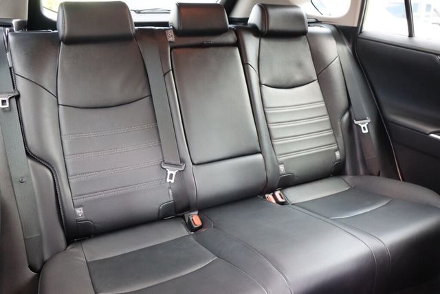 TOYOTA豐田 RAV4  第18張相片