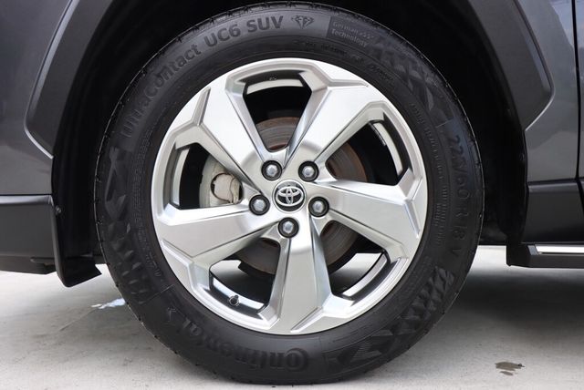 TOYOTA豐田 RAV4  第20張相片
