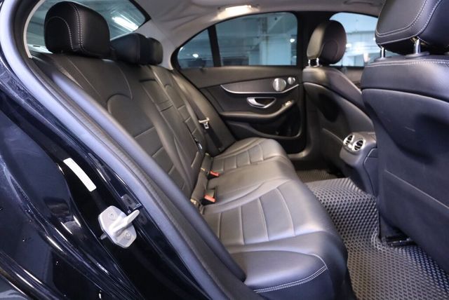 M-BENZ賓士 C300  第15張相片
