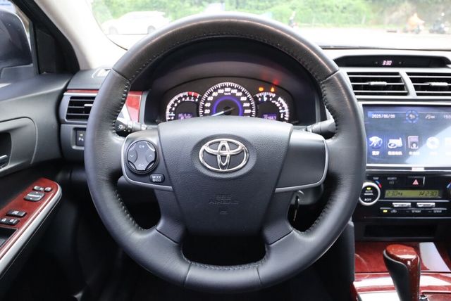 TOYOTA豐田 CAMRY  第6張相片