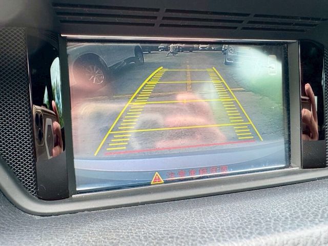 M-BENZ賓士 E200  第9張相片