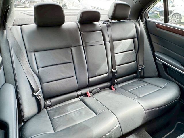 M-BENZ賓士 E200  第16張相片