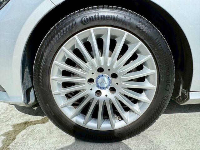 M-BENZ賓士 E200  第18張相片