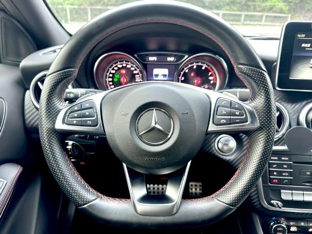 M-BENZ賓士 A180  第6張相片