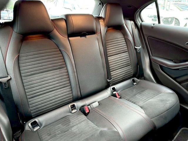 M-BENZ賓士 A180  第16張相片