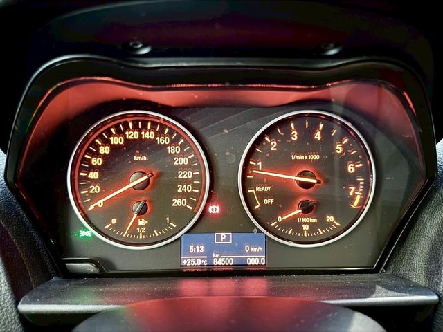 BMW寶馬 120  第7張相片