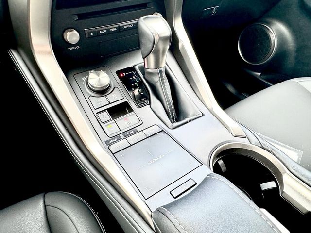 LEXUS凌志 NX200T  第10張相片