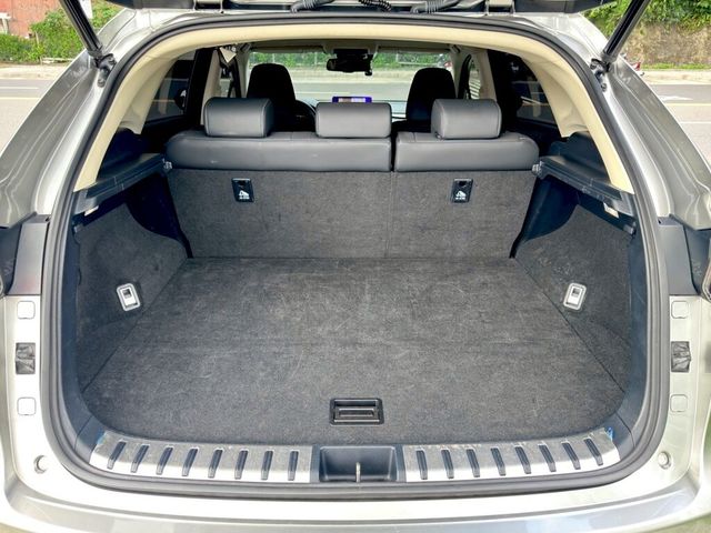 LEXUS凌志 NX200T  第18張相片