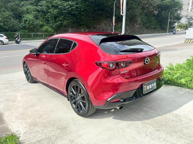 MAZDA馬自達 MAZDA 3  第3張相片