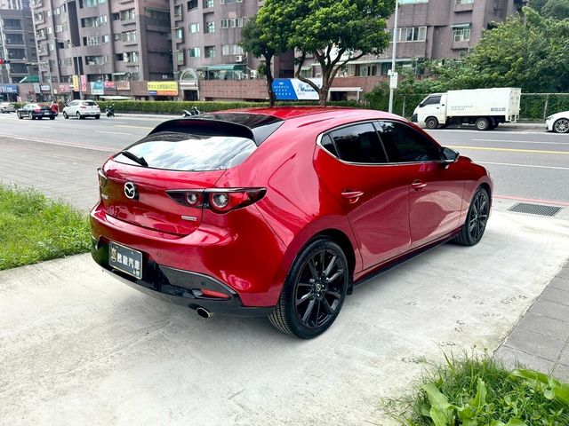 MAZDA馬自達 MAZDA 3  第4張相片