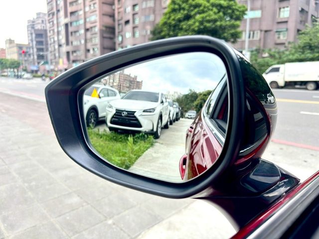 MAZDA馬自達 MAZDA 3  第14張相片