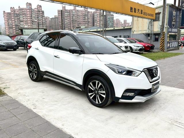NISSAN日產 KICKS  第2張相片