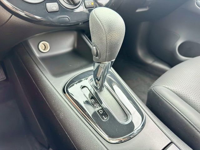 NISSAN日產 TIIDA  第10張相片