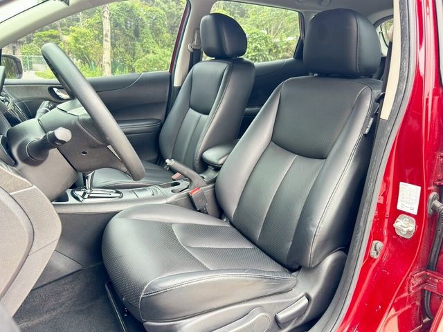 NISSAN日產 TIIDA  第14張相片