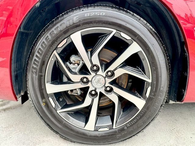 NISSAN日產 TIIDA  第19張相片