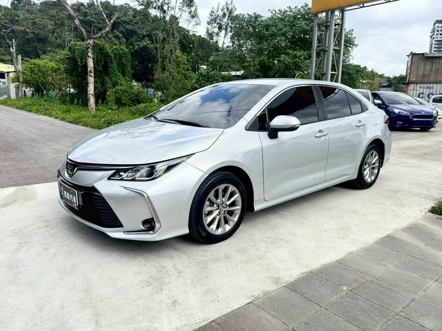TOYOTA豐田 ALTIS  第1張相片