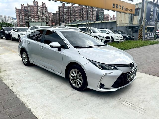 TOYOTA豐田 ALTIS  第2張相片