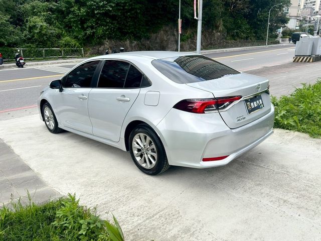 TOYOTA豐田 ALTIS  第3張相片