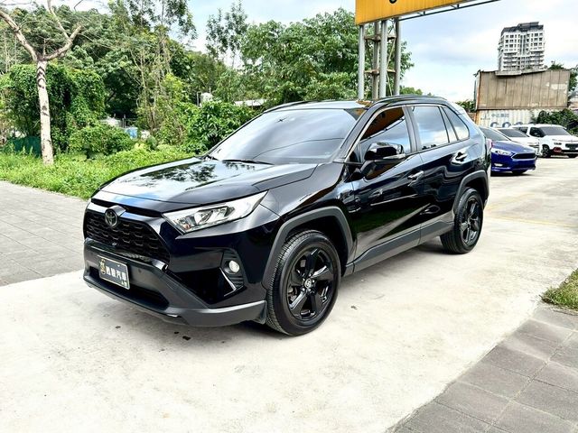 TOYOTA豐田 RAV4  第1張相片