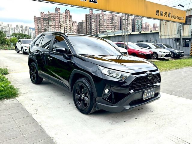 TOYOTA豐田 RAV4  第2張相片