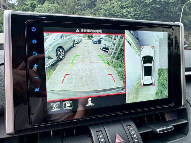 TOYOTA豐田 RAV4  第9張相片