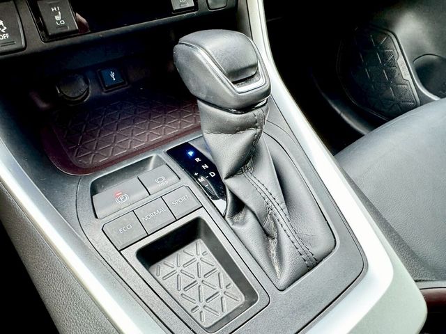 TOYOTA豐田 RAV4  第10張相片