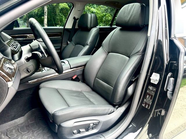 BMW寶馬 730D  第13張相片