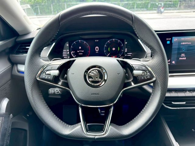 SKODA司科達 OCTAVIA COMBI  第6張相片