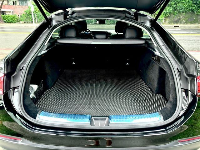 M-BENZ賓士 GLE300D  第18張相片