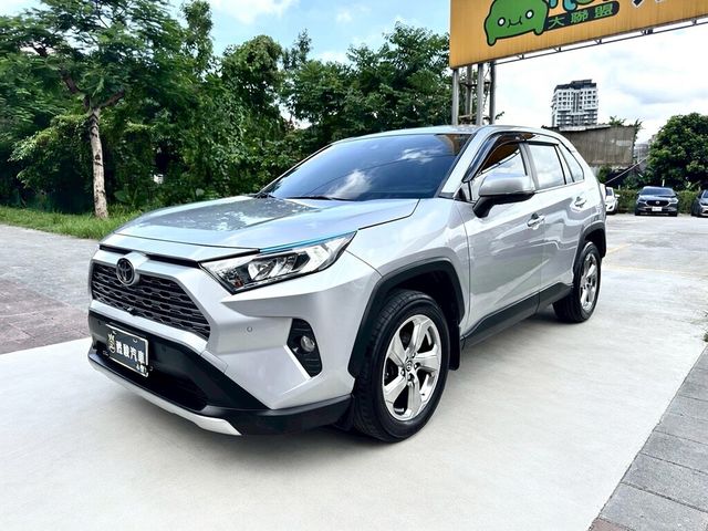 TOYOTA豐田 RAV4  第1張相片