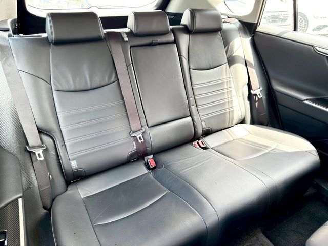 TOYOTA豐田 RAV4  第17張相片