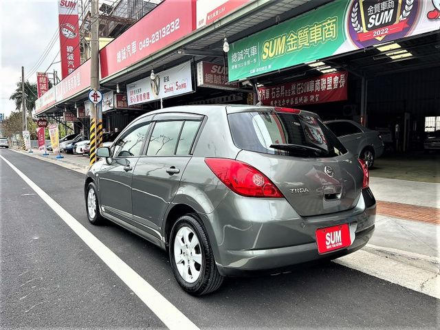 頂級暢銷5門掀背小轎旅.大馬力.大空間.省稅金.全車原鈑件/嚴選保固.里程保證  第4張相片