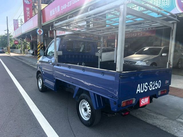 2017年2月領牌.在地一手車/賺錢工作優質好幫手.優質好車.值得你把他帶回.  第4張相片